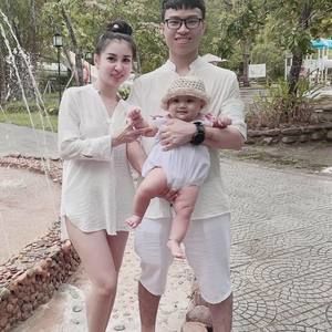 Meet your Posher, Hoang